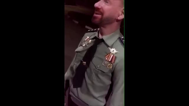 Таксист сцепился с наглым мужиком из-за кубинской сигары