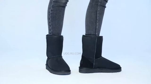 УГГи UGG Classic Short Black 1