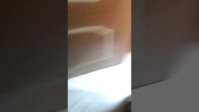 пацан этот в кофте типа гренни 😂😂🤣🤣🤣🤣😂🤣🤣🤣