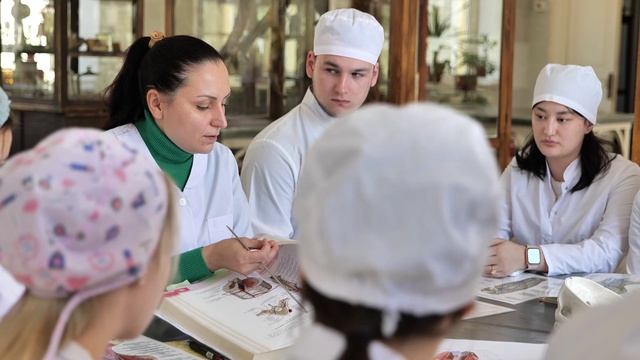 В «Политклубе» обсудили случаи вандализма в новых трамваях