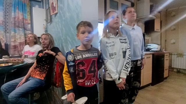 Неожиданный концерт деток 2025