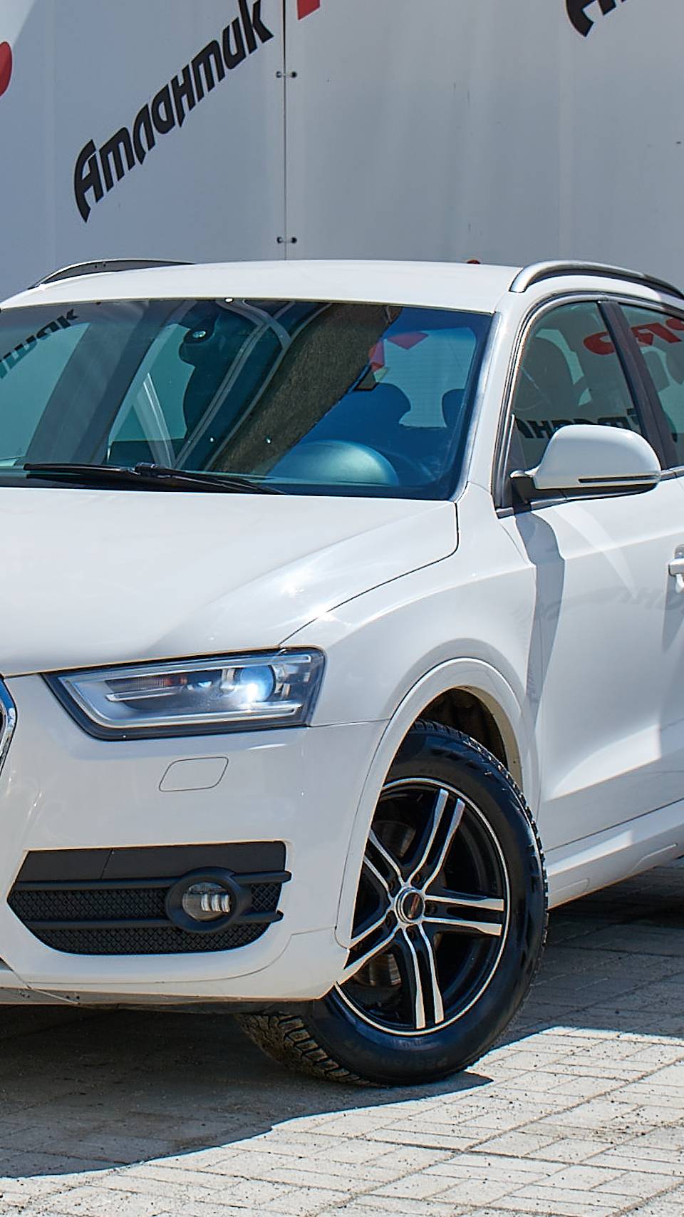 Обзор на Audi Q3 Кроссовер 2.0 TFSI quattro S tronic 2014г