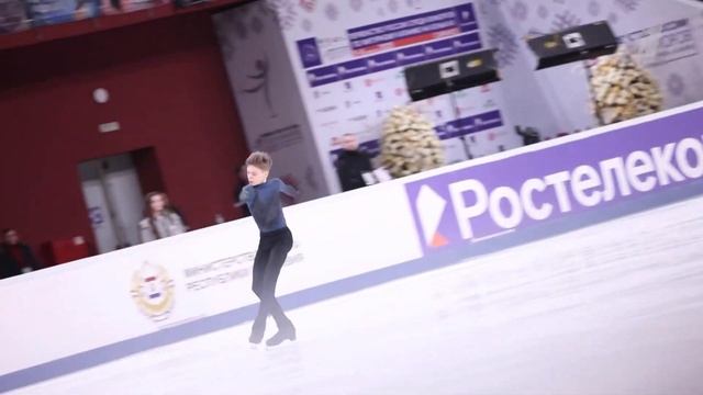 Александра Трусова на коротких программах юниоров Пе?