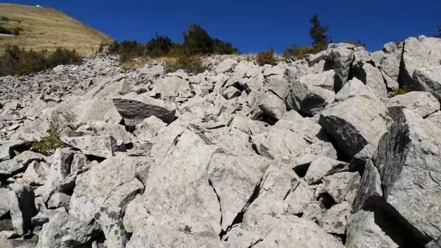 Карабкаюсь на гору Бештау.