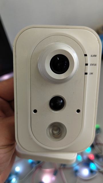 IP Камеры CNQ-310 C1 (Копия HiWatch I114W) Звук/SD