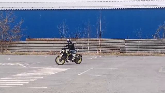 мотоцикл 🏍️