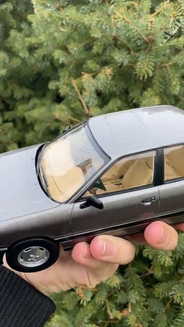 ВИДЕООБЗОР НА КОЛЛЕКЦИОННУЮ МОДЕЛЬ AUDI 80 B3 1989