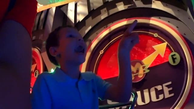 Мистер Макс • Mister Max - С Новым Годом 2018
