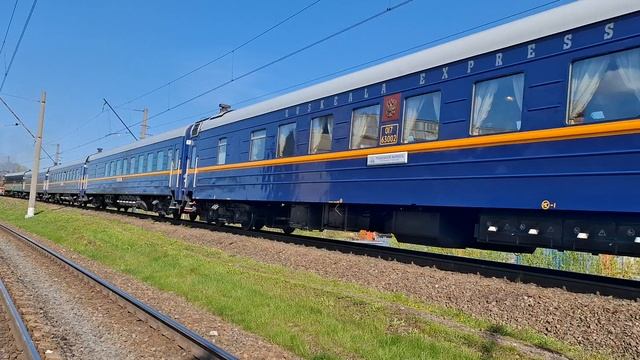 тепловоз ТЭП60-0904 с туристским поездом С-Петербург-Витебский - Сортавала