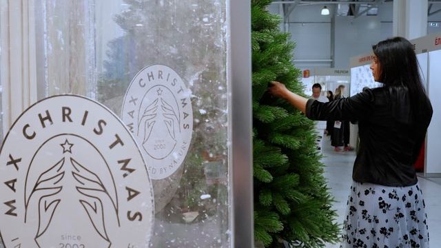 MAX CHRISTMAS
Искусство елей