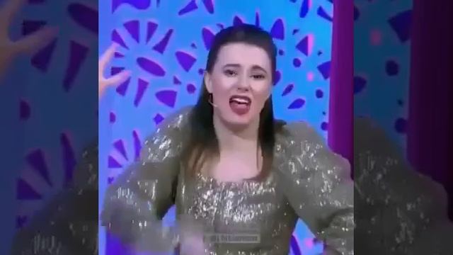 Таких невест, да с таким голосом, нельзя упускать 🤣🤣🤣