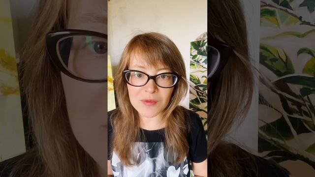 Как именно мы видим платье бело-золотым
