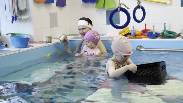 Веселые старты в студии раннего плавания «Аквакласс» (Москва)