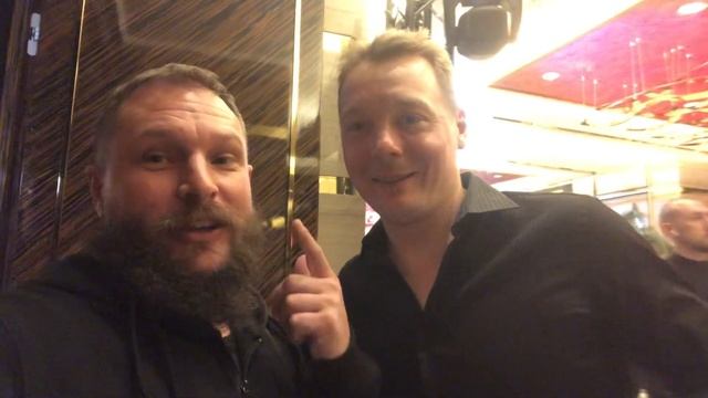 Кто знает это парня?!) это Никитос из топ криптоблога в