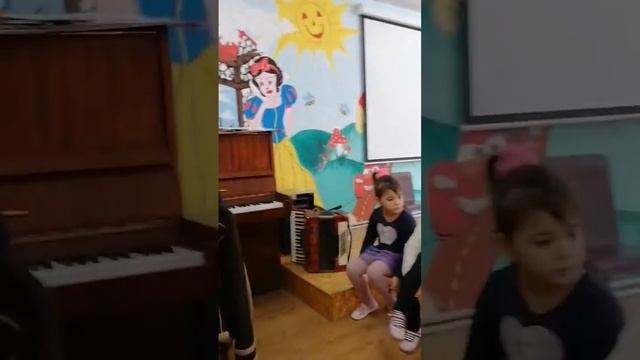 чуваш ли, мамо!
