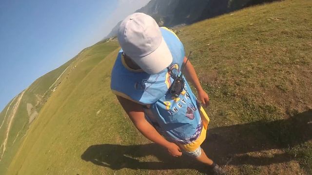 039734 BROKEN   gudauri paragliding полет гудаури skyatlantida com بالمظلات، جورجيا  بالمظلات gudau