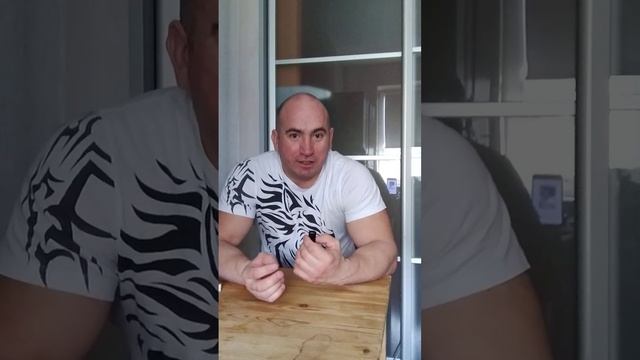 Шортисты хотят разбогатеть.mp4