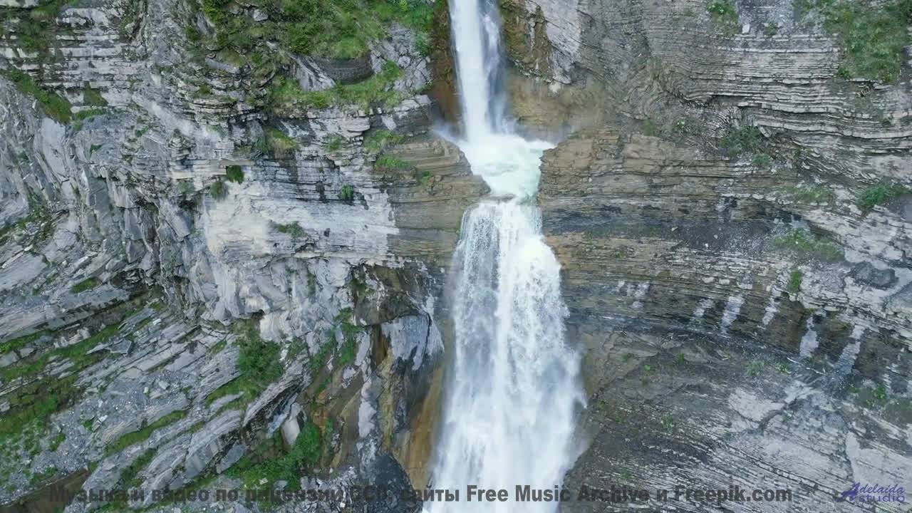 Только попробуй не заслушаться под эти кадры - Happy Go Lucky -- Scott Holmes Music -- Music for TV