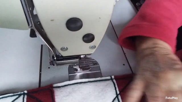 Две безрукавки и один дизайн