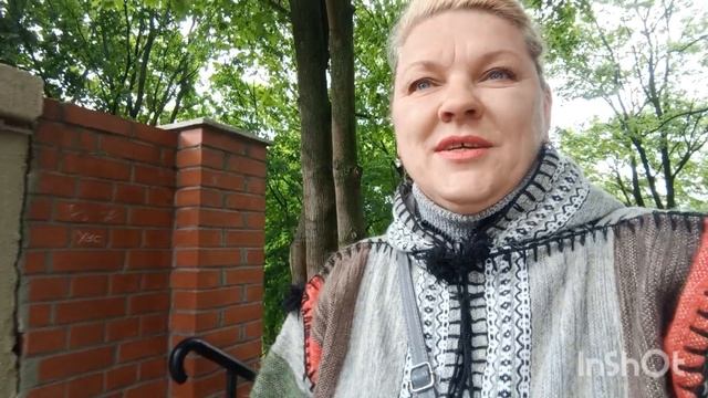 Вчера домой! Сегодня из дома😄
Каштаны зацвели!