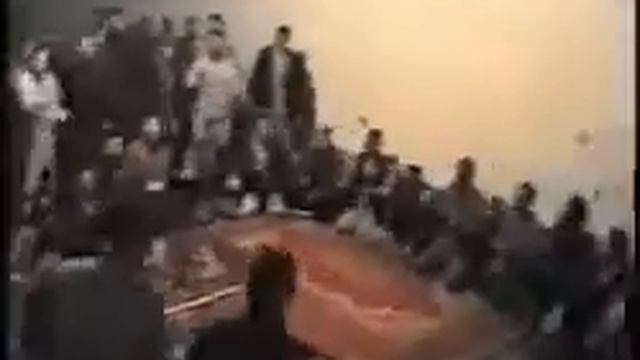 Первый зикр который был загружен на ютубе лет ±12 назад ))