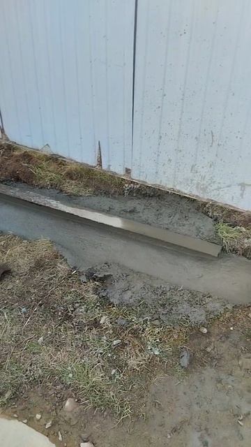 Откатные ворота своими руками. Балка залита)