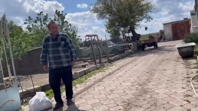 ЖИТЕЛИ БЛАГОДАРНЫ ЗА ГУМАНИТАРНУЮ ПОМОЩЬ,ОРЛИНСКОЕ