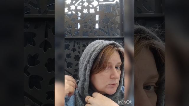 шапка и капор возвращение на канал🙂 простите на фоне