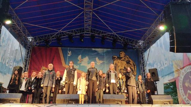 Звонкие голоса Ансамбль Старшеклассницы - Дружная семья 09.05.2024 День Победы