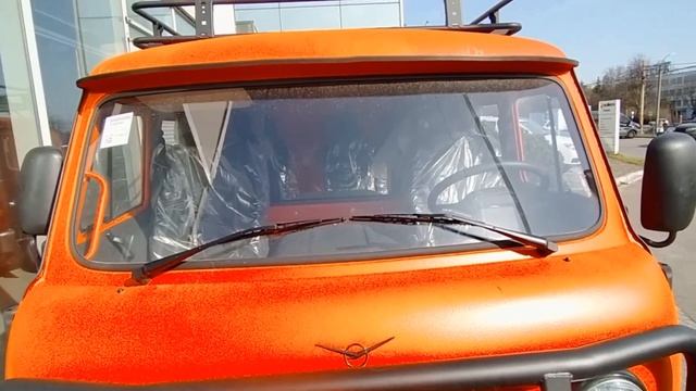 Буханка Уаз экспедиционная версия Оранжевого цвета