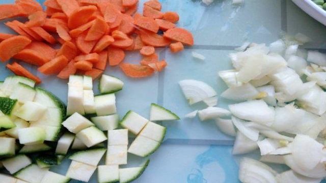 Булгур с курицей и овощами в мультиварке с давлением