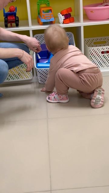 Назад к истокам. Ползком — надёжнее! #дети  #рекомендации  #ребенок  #baby  #детиприколы  #смешно