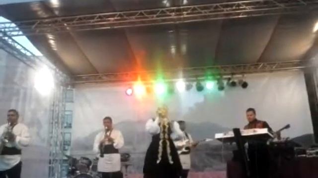 Концерт на ПП АБВ и Николина Чакърдъкова и Боби Шапков