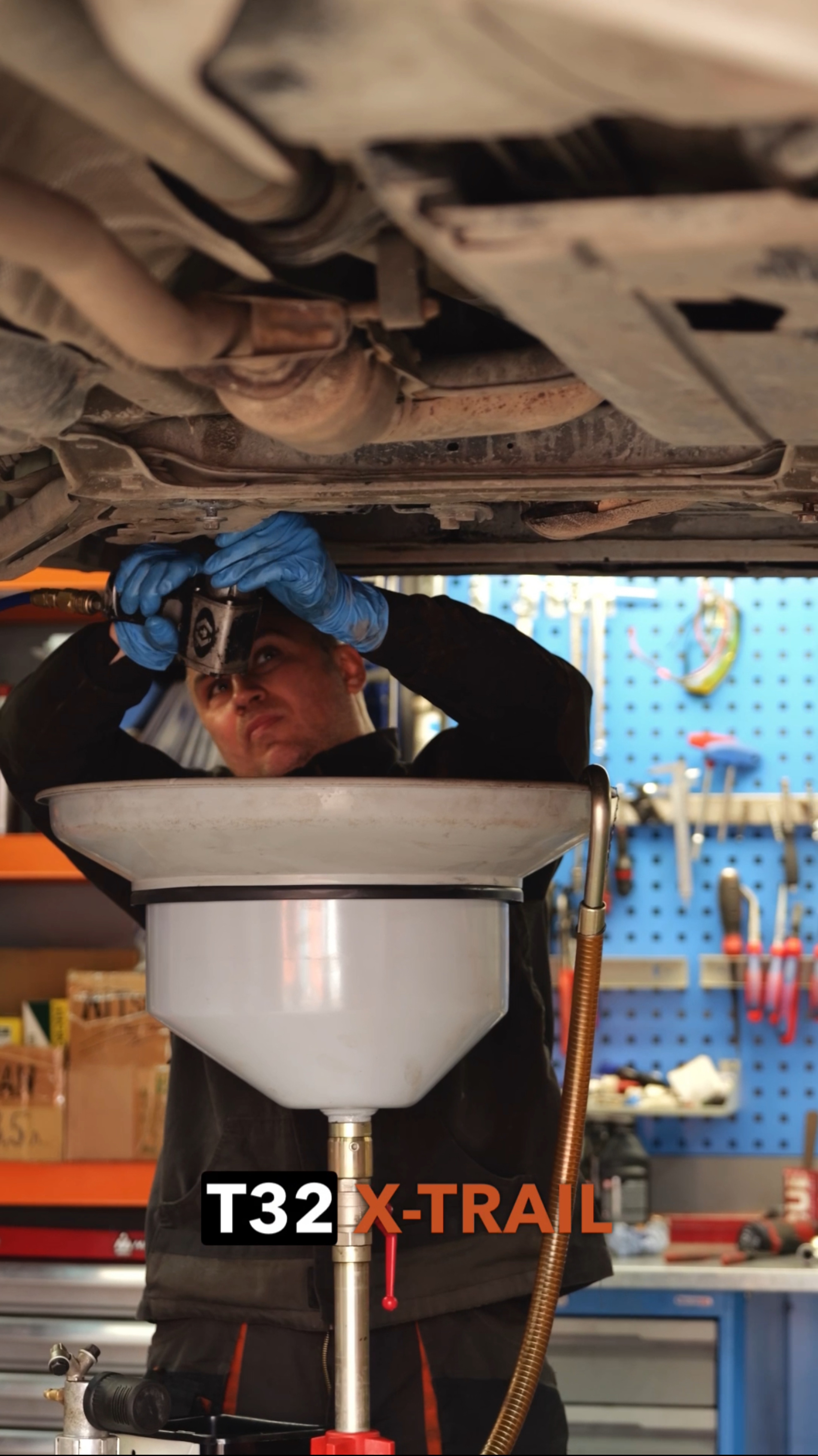 Nissan X-Trail T32, 2022 г., 198.000 км.
Замена масла в CVT.