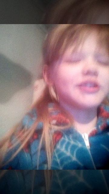 VID_20250430_205333.3gp