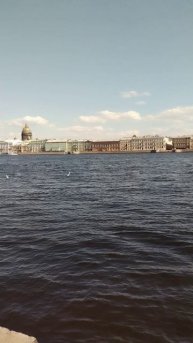 Река Нева, Английская набережная, Петербург. 19 мая 2024.