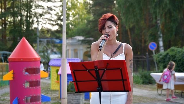 Песня 3, поет Екатерина Биенко