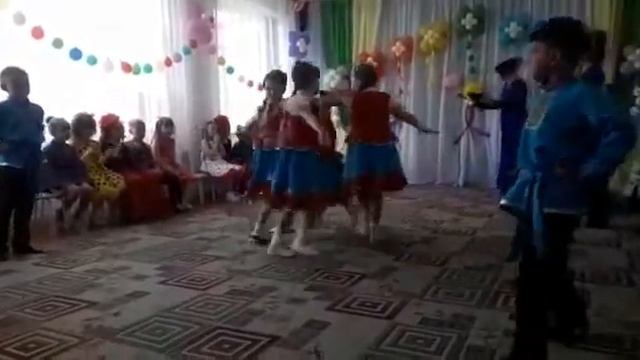 русский танец