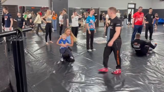 Дождь не испортил открытую тренировку от Александра Шлеменко