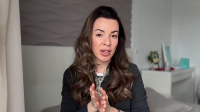 3 БАЗОВЫЕ сумки на все времена // Как отличить актуальн?