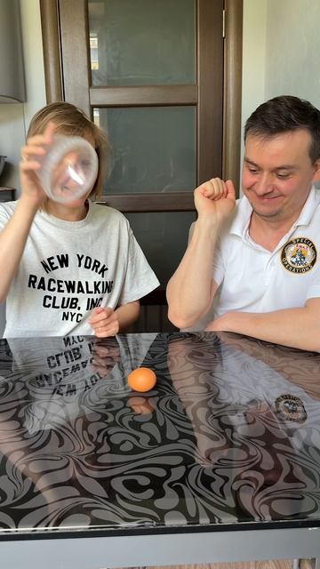 челендж с яйцом