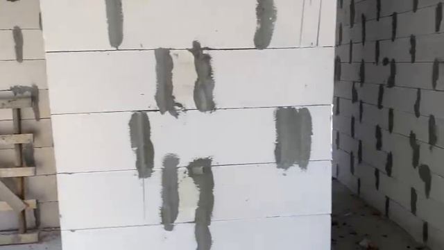 Дом в пос. Моховое Зеленоградского района Калининградской обл. у озера