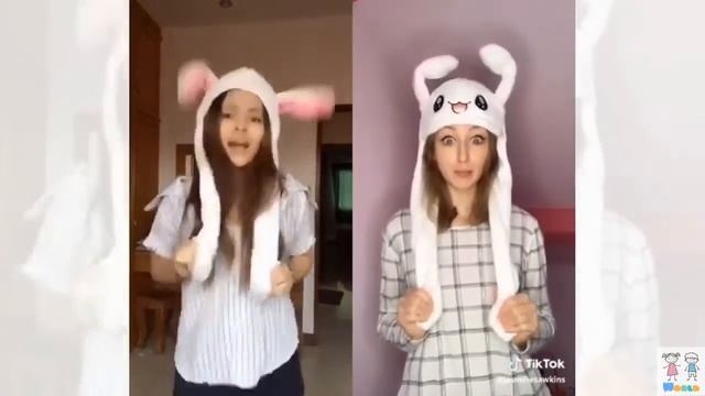 Шапка зайка с двигающимися ушами