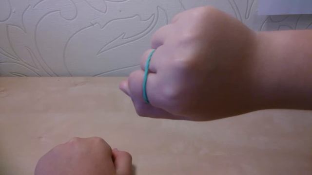 Эллюзия обмана ~||~ Резинка скачет с одной руки на другую, как,  я сам в шоке