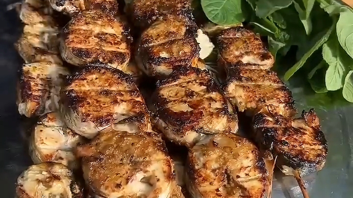 ХИТ этого лета «Шашлык из Скумбрии»...🐟😋     Рецепт в описании ✍️