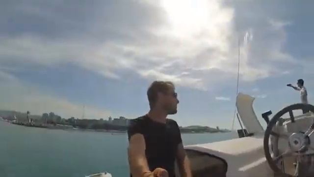 Аренда парусных катамаров в Сочи