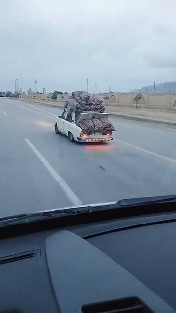 Покажите мне авто, которое может повторить данный трюк