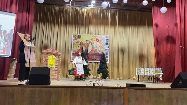 Фестиваль «Мы вместе. Сказки народов России». 9А класс (Мордовская сказка «Девочка с веретенцем»)