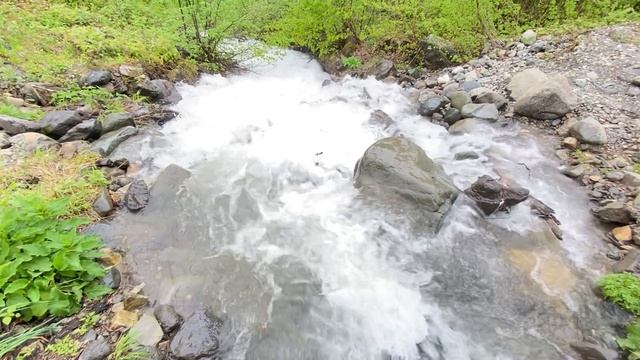 Красная Поляна. Шумный водопад