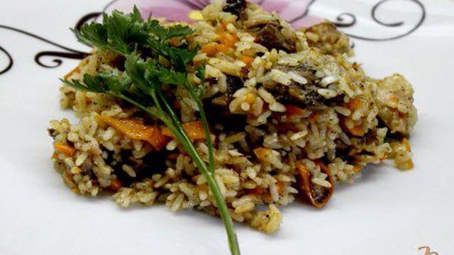 Плов со свининой в мультиварке